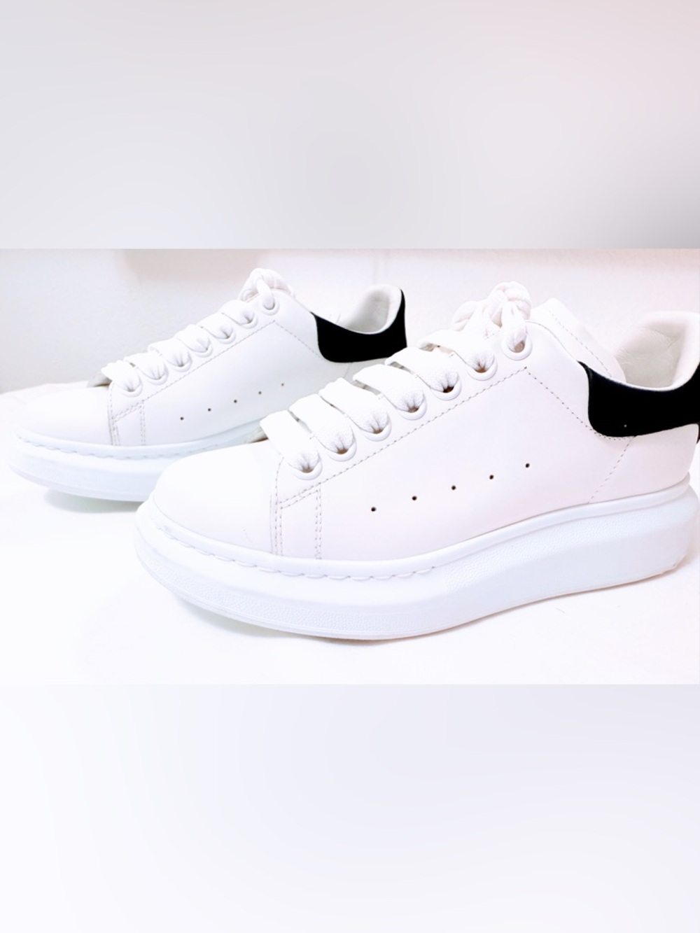 Alexander McQueen Oversized Sneakers White Black Platform EU 38 US 7